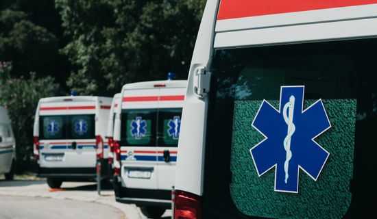新乡救护车转运病人过路高速收费吗?